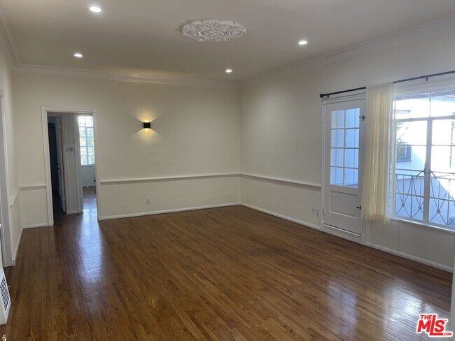 Photo - 9836 Charleville Blvd