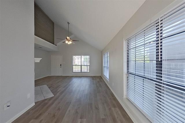 Photo - 161 Hunter Dr
