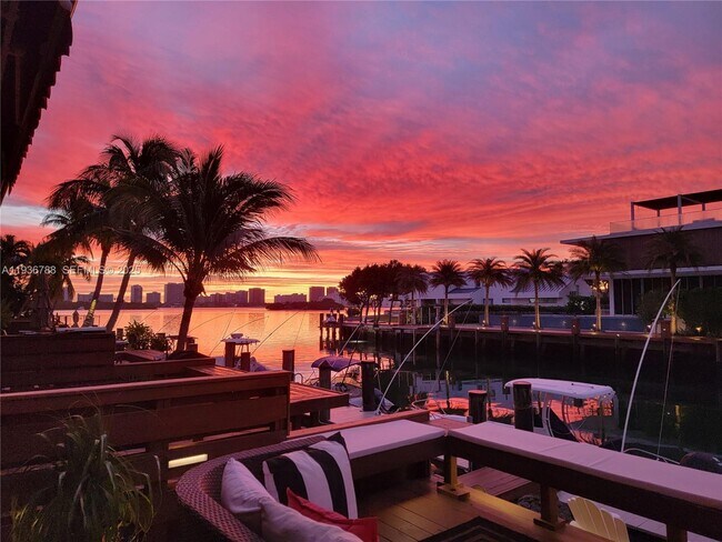 Photo - 2676 NE 135th St