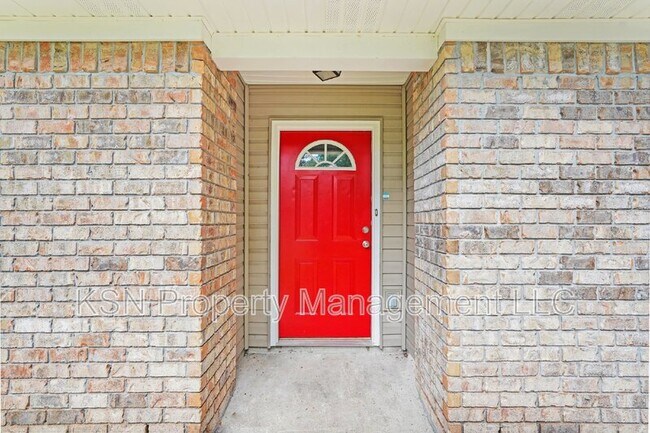 Photo - 7331 Leghorn St