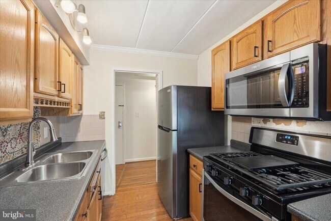 Photo - 2339 Freetown Ct Unit 33/11C