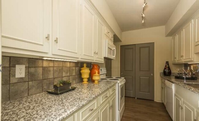 Photo - 1 bedroom in Houston TX 77057 Unidad 1047