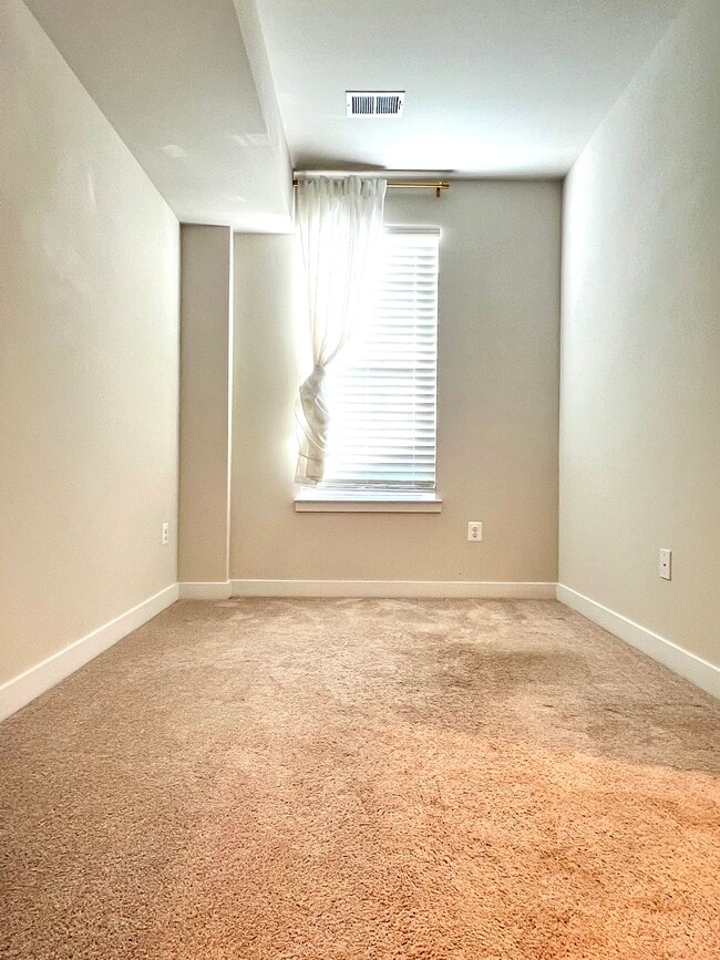 Photo - 2646 Jetstream Rd