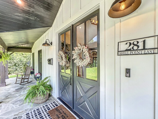 Photo - 281 Shell Pt E