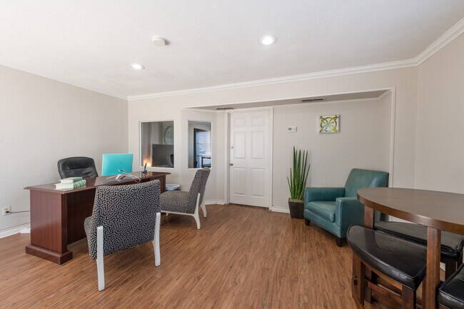 Photo - Waters Haven Apartments