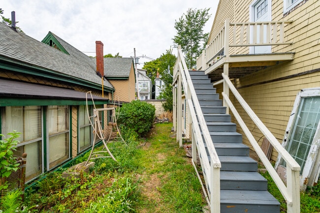 Photo - 58 Atherton St Unit 1R