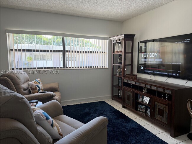 13331 SW 17th Ln Unit 4-7