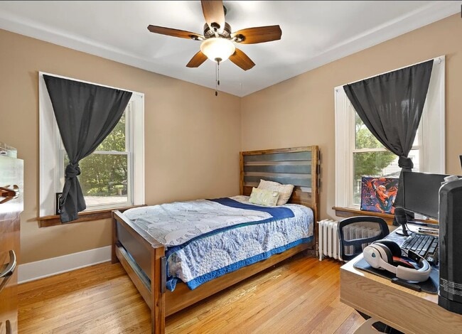 Photo - 80 S Williams St