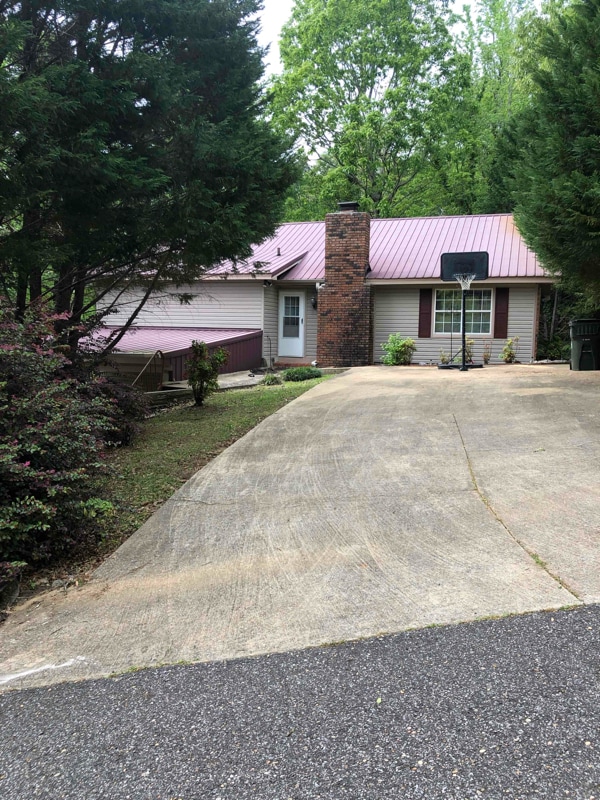 4241 Springhill Dr