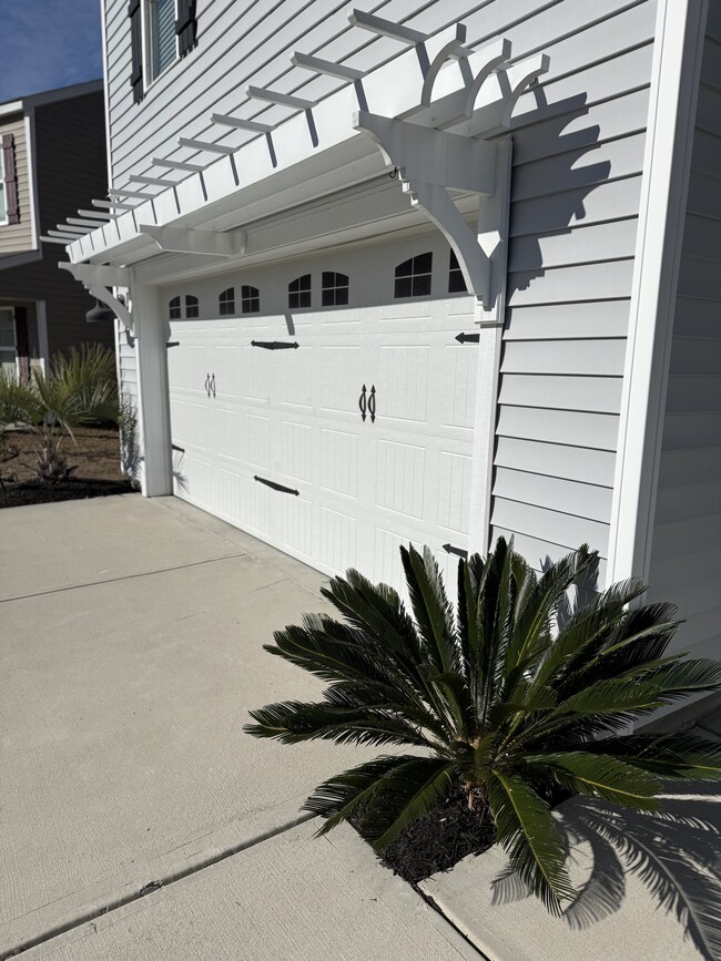 Photo - 9339 Vineyard Grove Ln NE