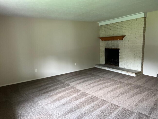 Photo - 1194 Bryce Ave