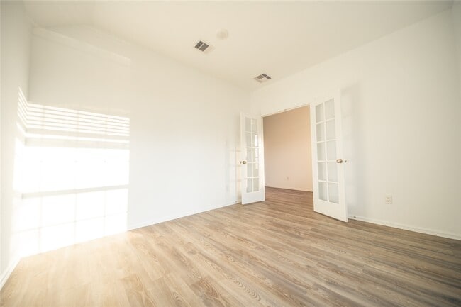 Photo - 2611 Olivine Stone Dr