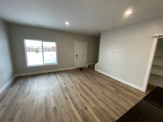 Photo - Modern Mountain Rtreat for Rent - Just Min...