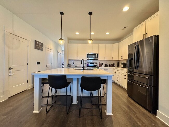 Photo - 2 Bed, 2.5 Bath Townhome with 2 Reserved Parking Spots