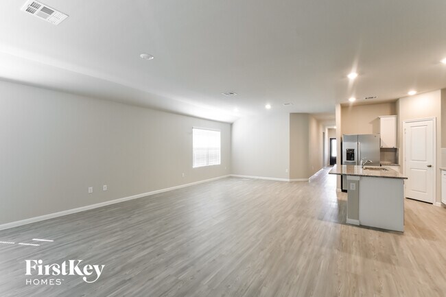 Photo - 6620 Hatchery Way
