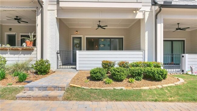 Photo - 726 Stickley Oak Way