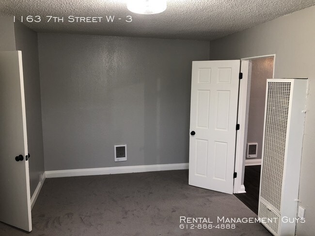 Photo - Beautifully Rehabbed 1 Bedroom Apartment Unit 3