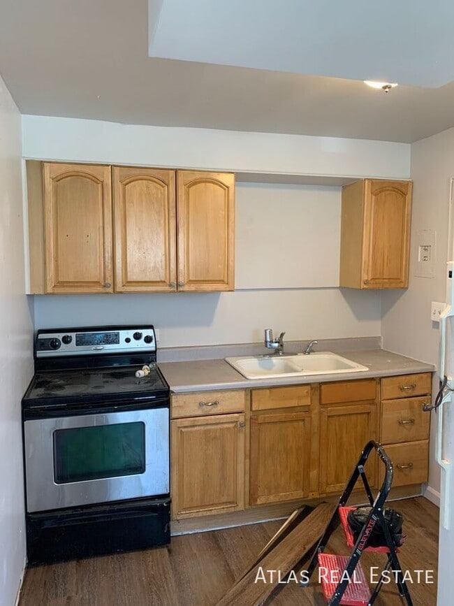 Photo - 1853 W Mosier Pl