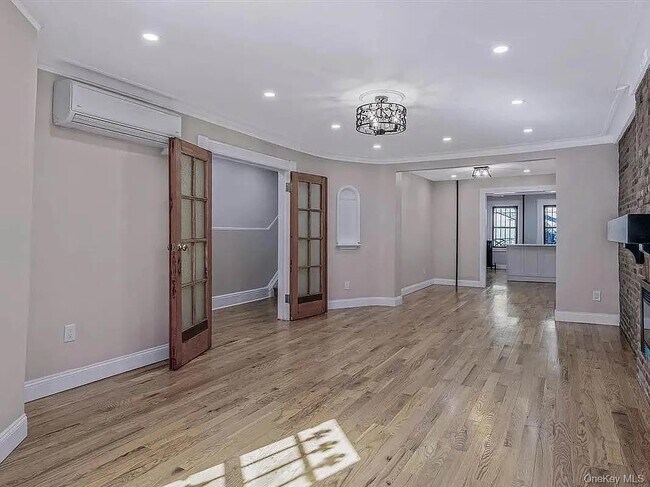 Photo - 643 Decatur St Unit 1