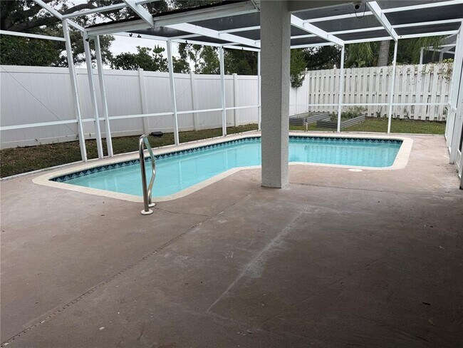 Photo - 6409 Golden Leaf Ct