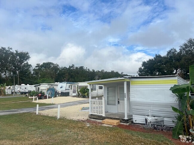 Building Photo - Lake Pasadena Fish Camp RV Park Unit Lot 20 - RV Rental