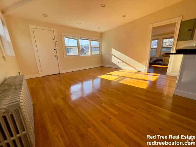 Building Photo - 2572 Massachusetts Ave Unit 3 Rental