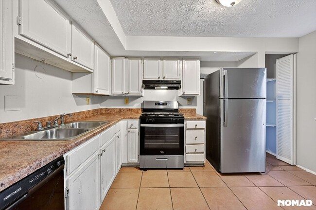 Photo - 2319 Wingfoot Pl