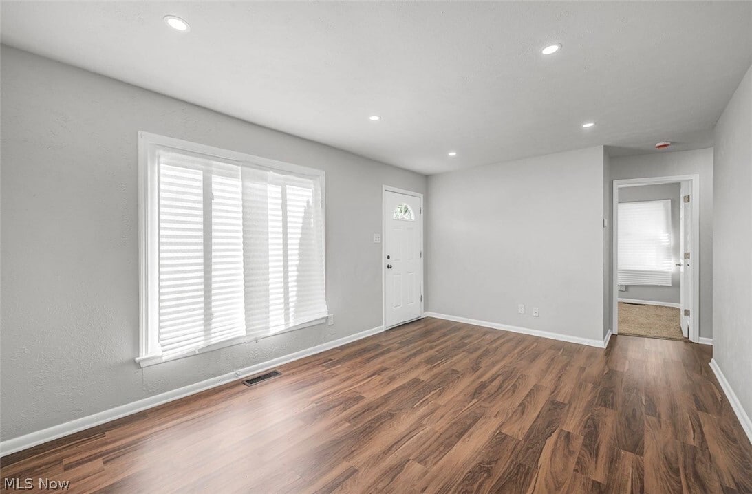 Photo - 12508 Sobieski Ave