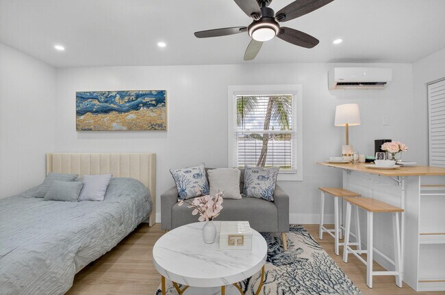 Building Photo - 325 De Carie St