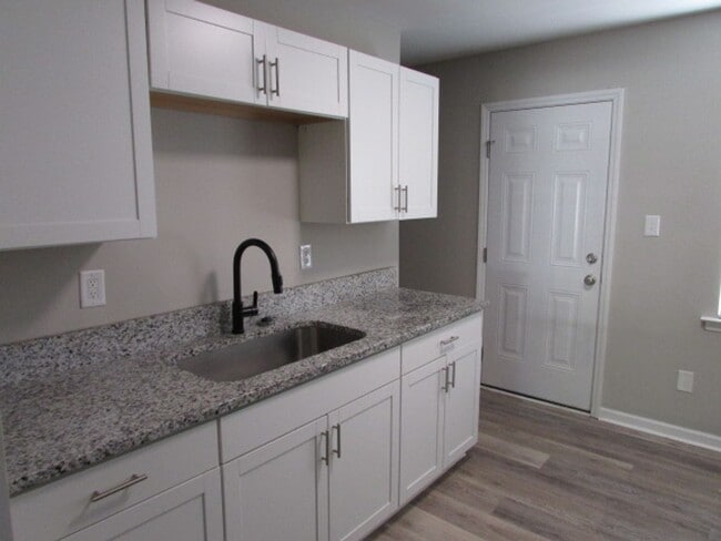 Photo - Charming 2BD/1BA Garden-Style Apartment