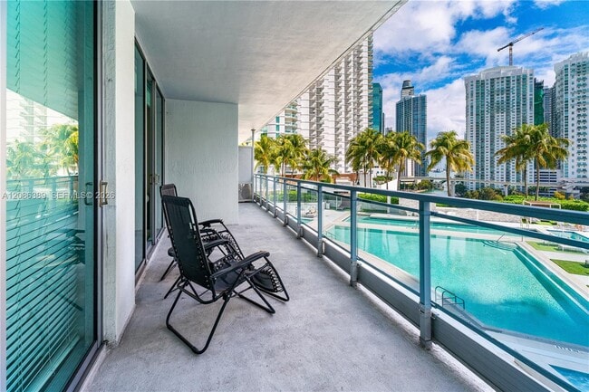Photo - 90 SW 3rd St Unit 1115