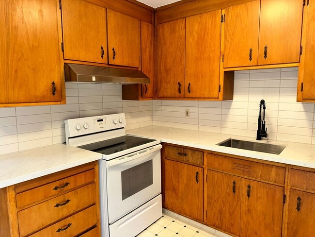 Photo - 53 E Richmond Ave. Unidad #55