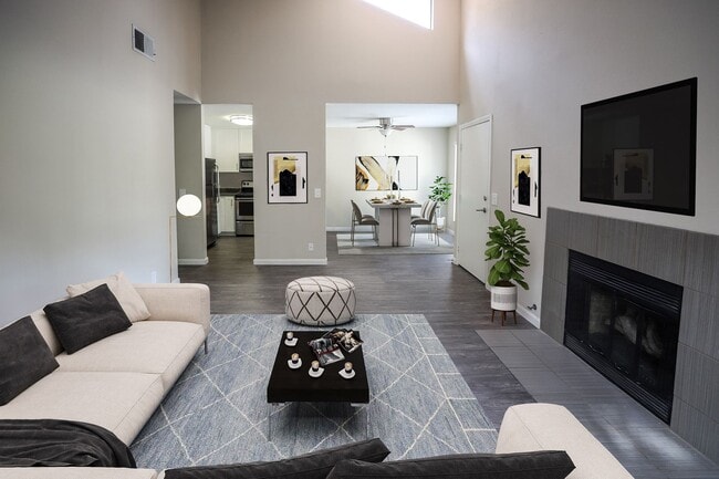 Photo - Sommerset La Costa