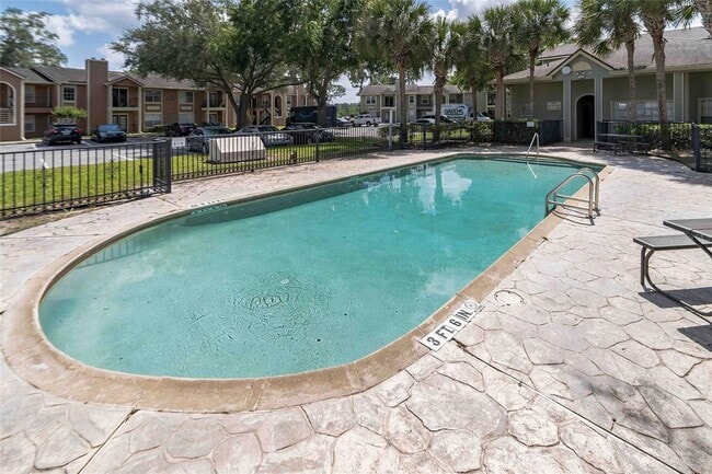 Photo - Orlando - 1 Bedroom, 1 Bathroom - $1,195.00 Unit r2550n10305
