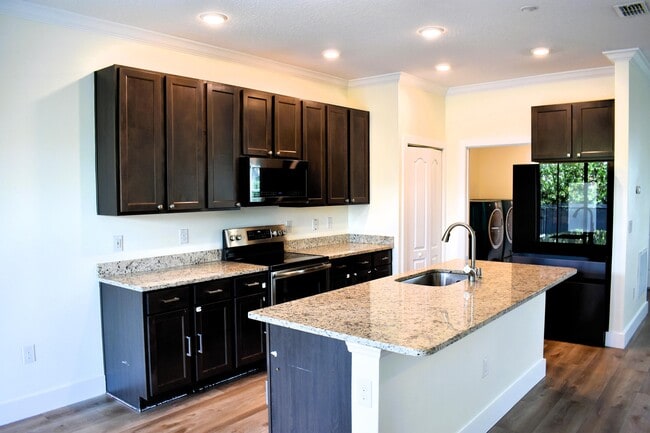 Photo - 1217 SW Marmore Ave