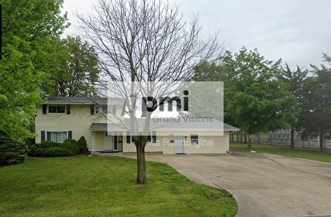 Building Photo - 2151 11th St Rental
