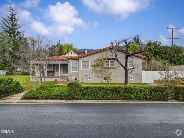 Building Photo - 4602 Alta Canyada Rd Rental