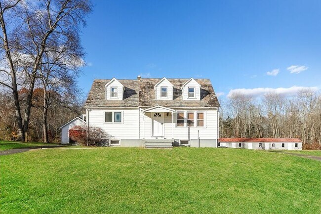 Photo - 525 Lonely Cottage Rd