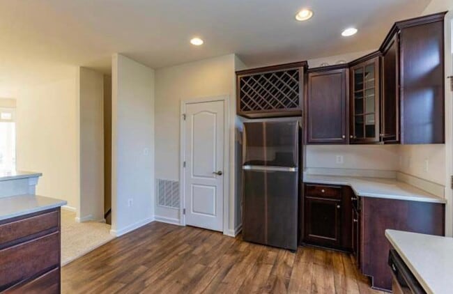 Photo - 7440 Riding Meadow Way