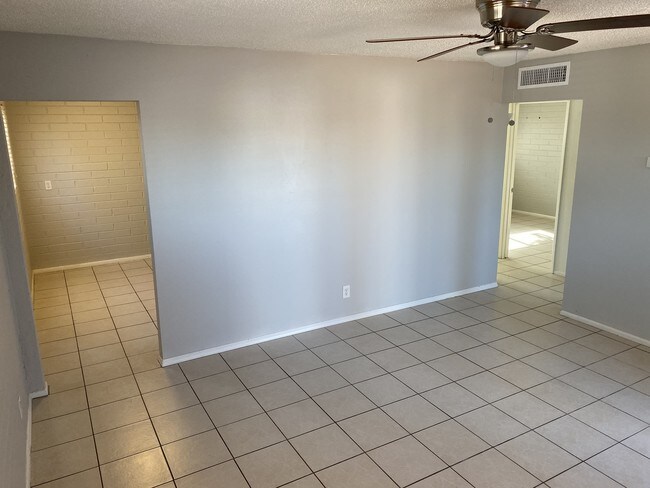 Photo - Glenview Estates