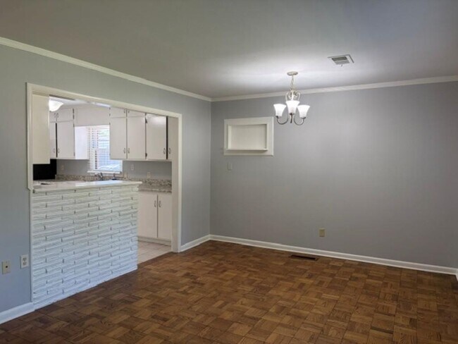 Photo - 392 Mineral Rd