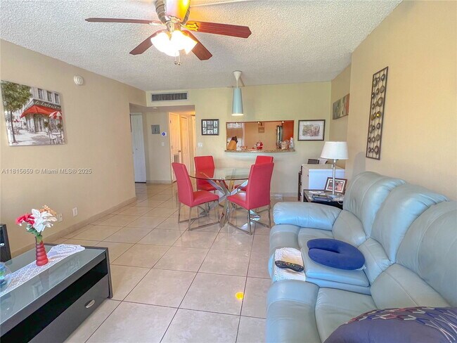 Photo - 3301 N Country Club Dr Unit 306