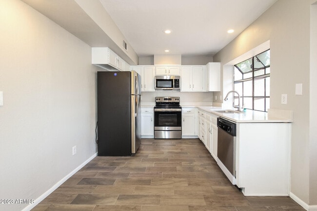 Photo - 5322 W Riviera Dr