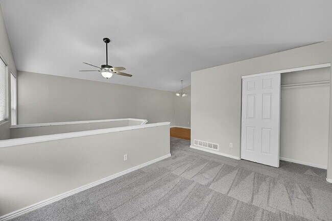 Photo - $2,645.00, 4 bed, 2.5 bath, located in Eng... Unit #3552