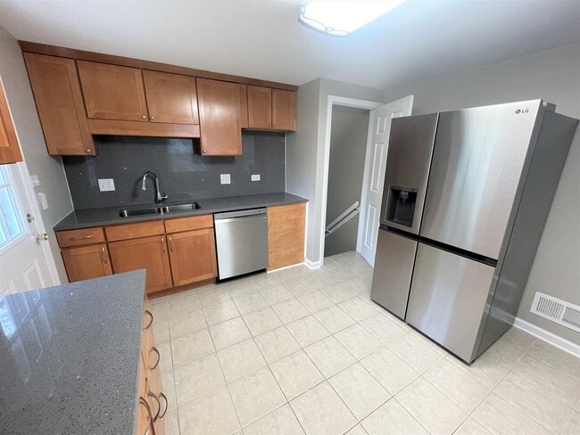 Photo - 9523 Monroe Ave