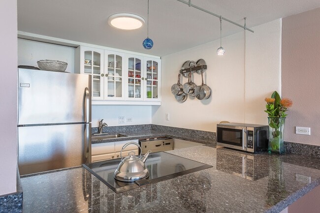 Photo - PENTHOUSE - BEACH FRONT End unit furnished 2/2/1PKG CONDO