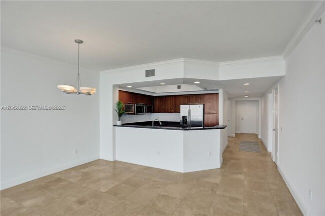 Photo - 15051 Royal Oaks Ln