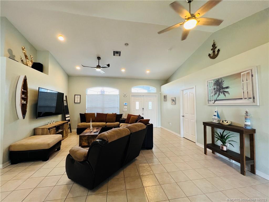 Photo - 1309 Carlton Ct