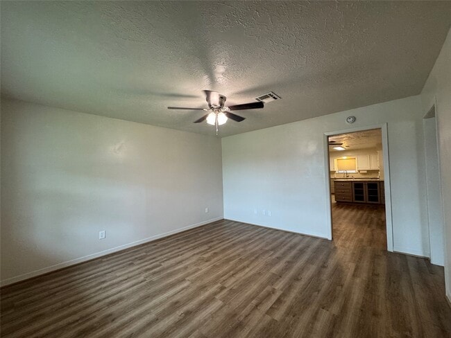 Photo - 2611 Prairie Ave