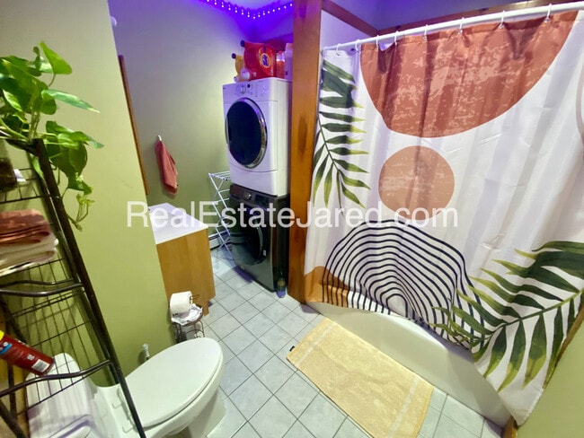 Photo - 56 Calumet St